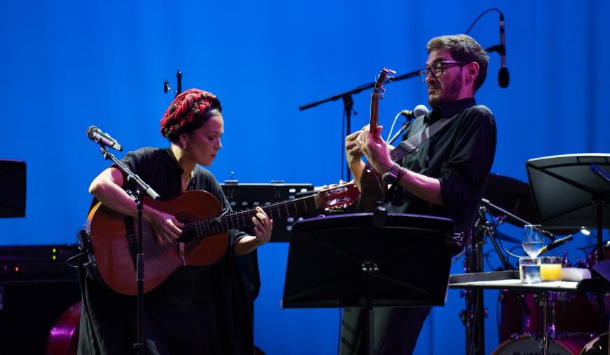 Natalia Lafourcade and Leo Rondón