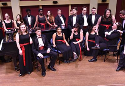 laurentian-singers320.jpg