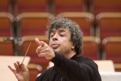 Semyon Bychkov<br/>photo by Kenneth Woods