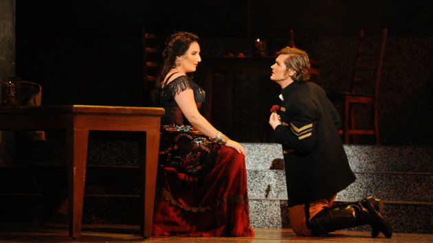 Opera San Jose resident member Kirk Dougherty as Don José and guest artist Lisa Chavez as Carmen in <em>Carmen</em> running February 13 through February 28 at the California Theatre, San Jose (Photo credit Pat Kirk)